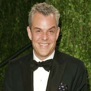 danny huston weight age birthday height real name notednames affairs bio wife contact family details